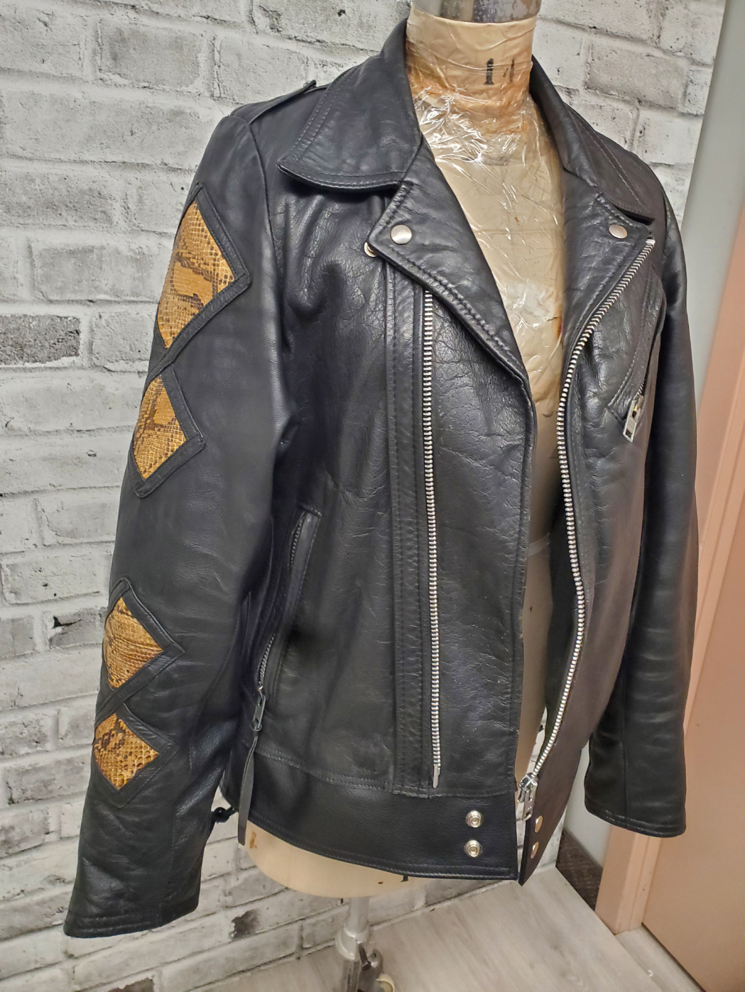 Custom Snake skin MCjkt